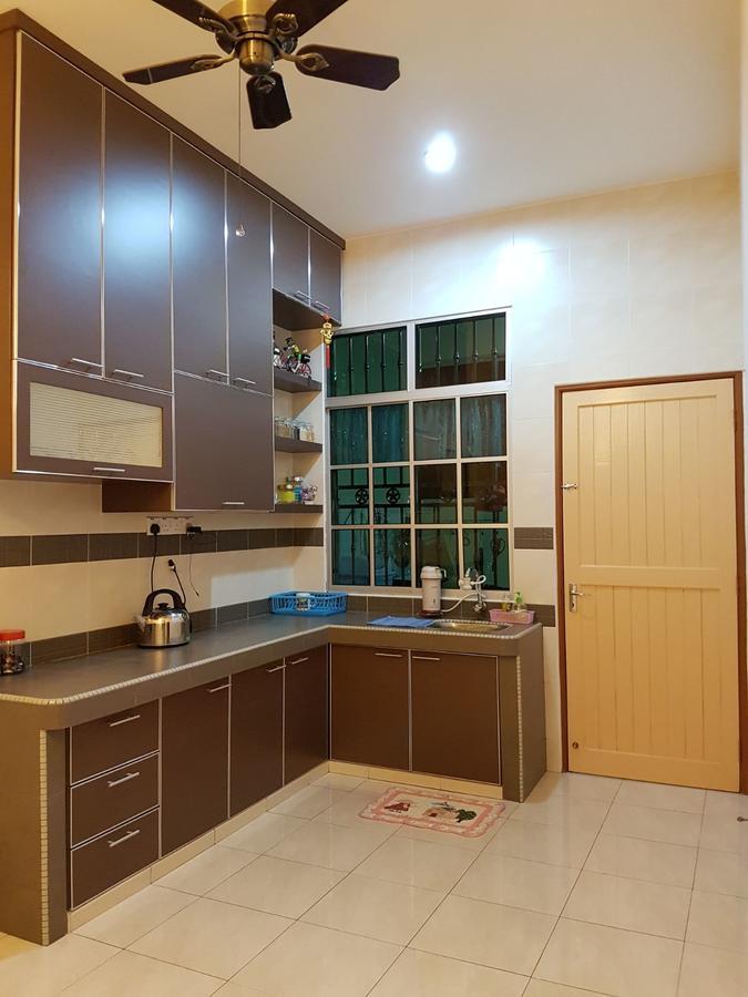 Big Garden Homestay Pantai Remis Extérieur photo